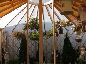 yurt_interior_3