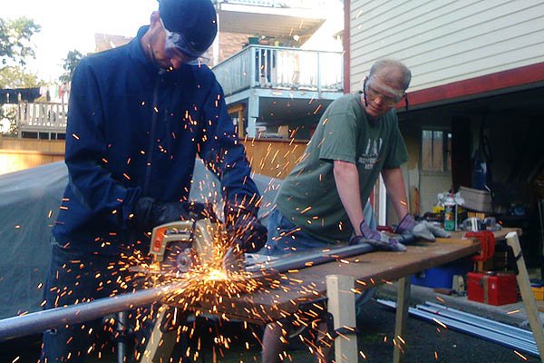 Cutting steel tubing with a circular saw Cutting steel tubing with a circular saw